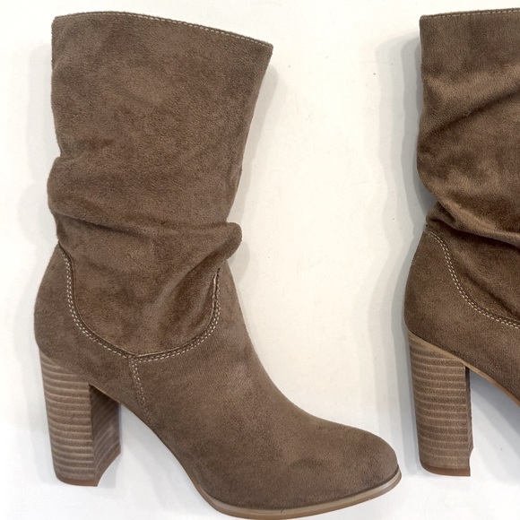 Oasis Society Beige Women's Heeled Boots - Picture 9 of 14